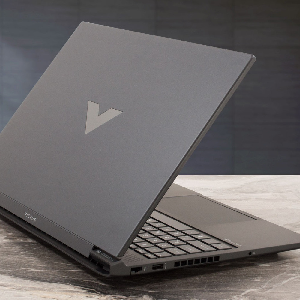 𝐇𝐏 𝐕𝐢𝐜𝐭𝐮𝐬 𝟏𝟓 - 𝐏𝐮𝐢𝐬𝐬𝐚𝐧𝐜𝐞, 𝐒𝐭𝐲𝐥𝐞 𝐞𝐭 𝐏𝐞𝐫𝐟𝐨𝐫𝐦𝐚𝐧𝐜𝐞